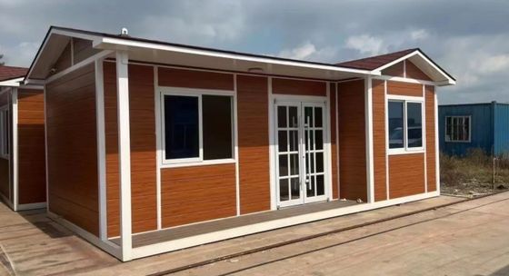 Custom Mobile Living Workshop Containerhaus mit Gastfamilie Hotel Garten
