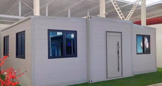 Luxus-Container-Haus 30 Jahre Lebensdauer Vorgefertigter, erweiterbarer Container