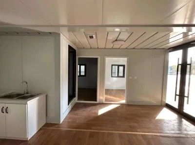 Modernes, erweiterbares Containerhaus für Bürogebäude