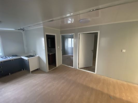 20 Fuß vorgefertigtes portables kleines Haus Klappfach mit 3 Schlafzimmern PVC-Rutschenfenster